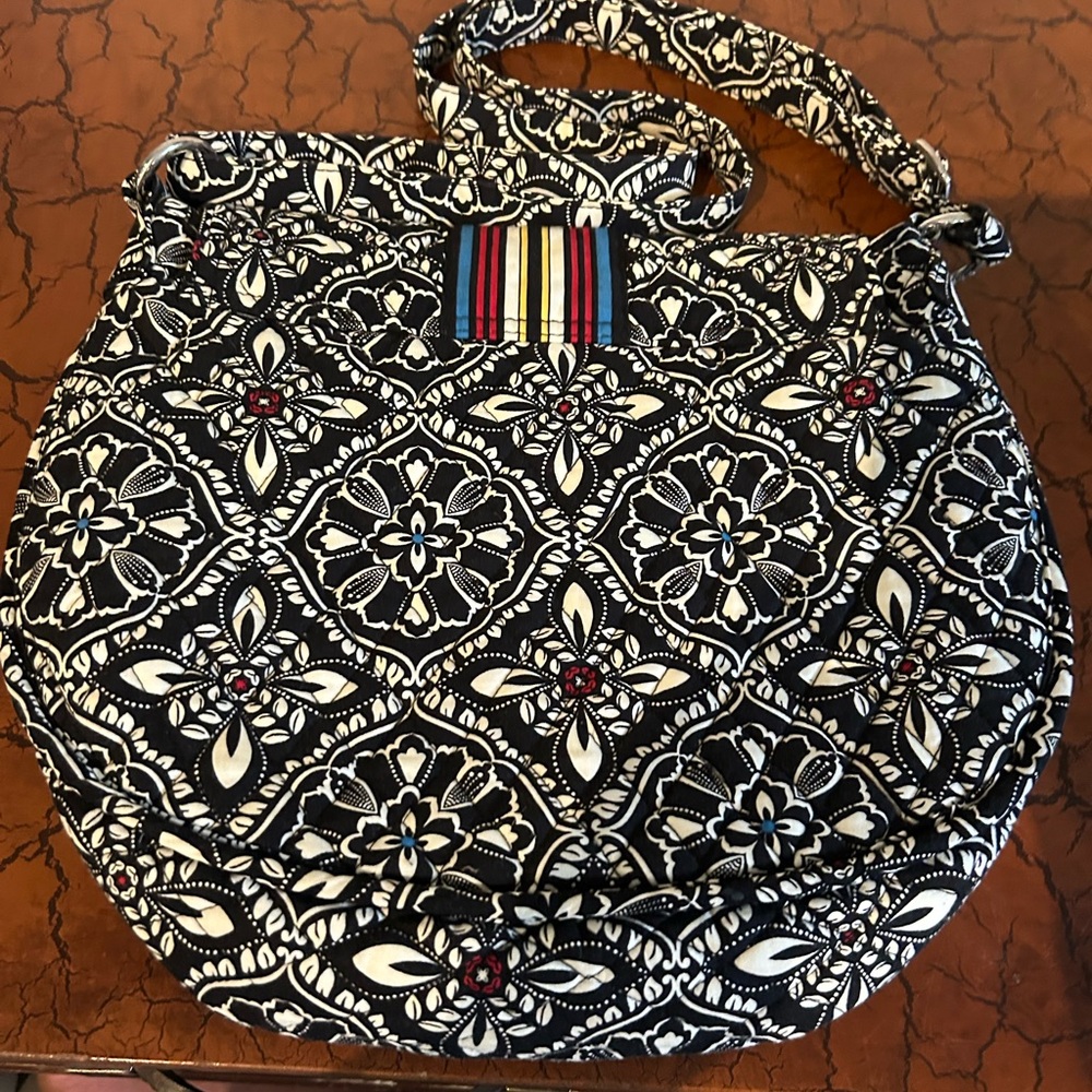 Stylish Black and White Patterned Vera Bradley Women's Bag. Excellent condition.